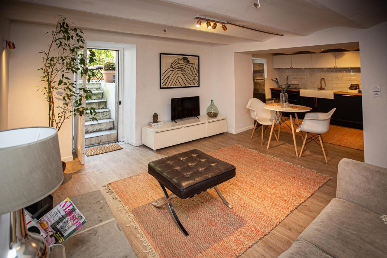 Beautiful Converted One Bedroom Apartment Carcassonne Exterior photo